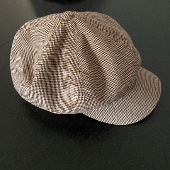 Uniqlo Accessories - Uniqlo IDLF hat